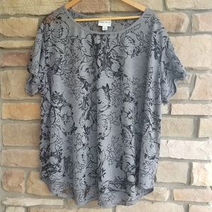 🐈Ava and Viv Floral Top size 3X